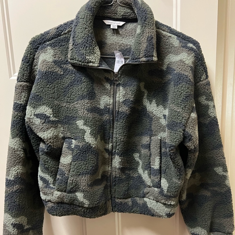 Camo Cropped Fleece Jacket